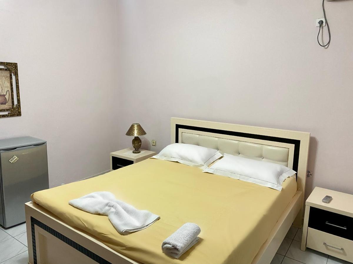 Vila 181 Sarandë Buitenkant foto